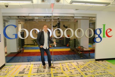 Google is granting exclusive access to its offices to students!